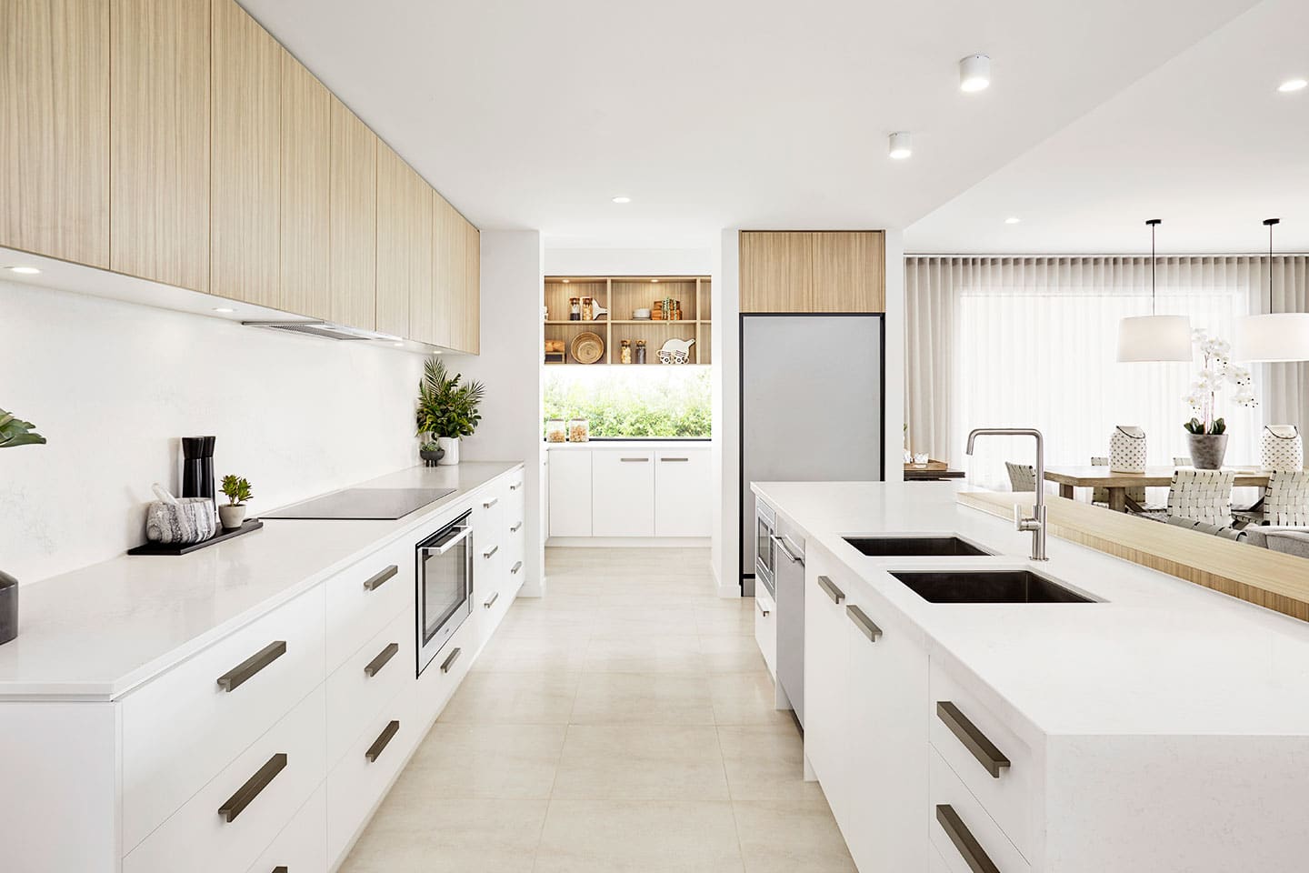 Skills That You Can Learn In The Real Estate Market: A Pathway to Success